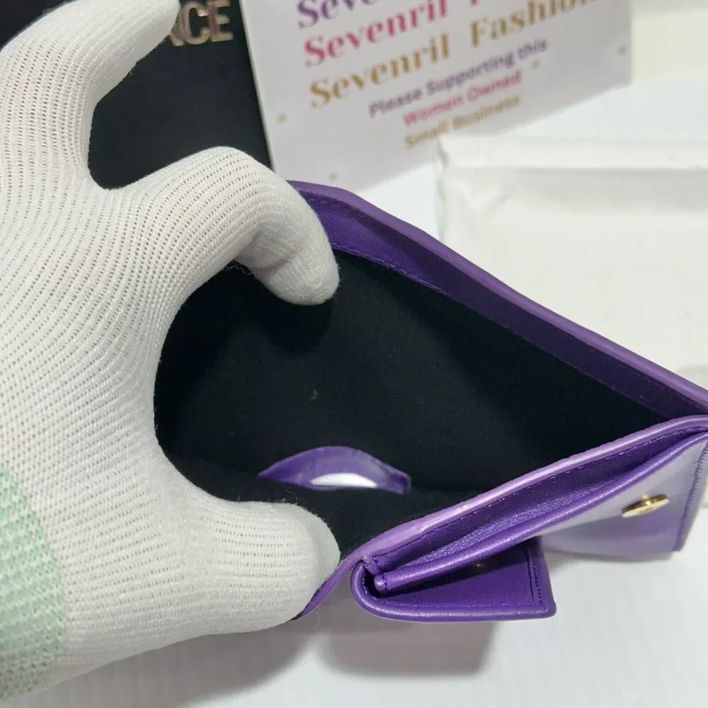 NIB Versace Goddess Greca Logo Purple Leather Bi Fold Wallet $625